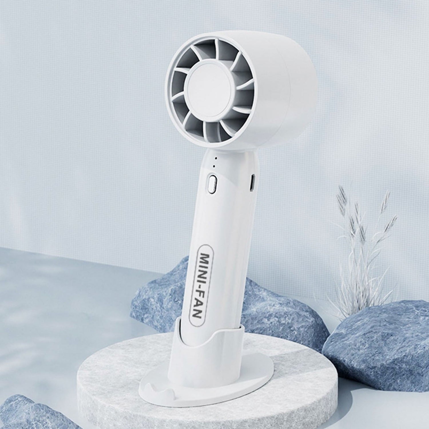 Portable mini hand fan