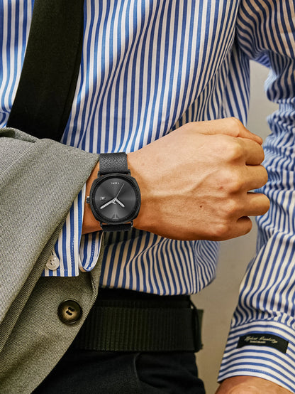 TOMI New 2PCS Luxury Business Men Watch Gift Box Set Simple and Casual Men Calendar Quartz Watch Pen Reloj Men Holiday Gift