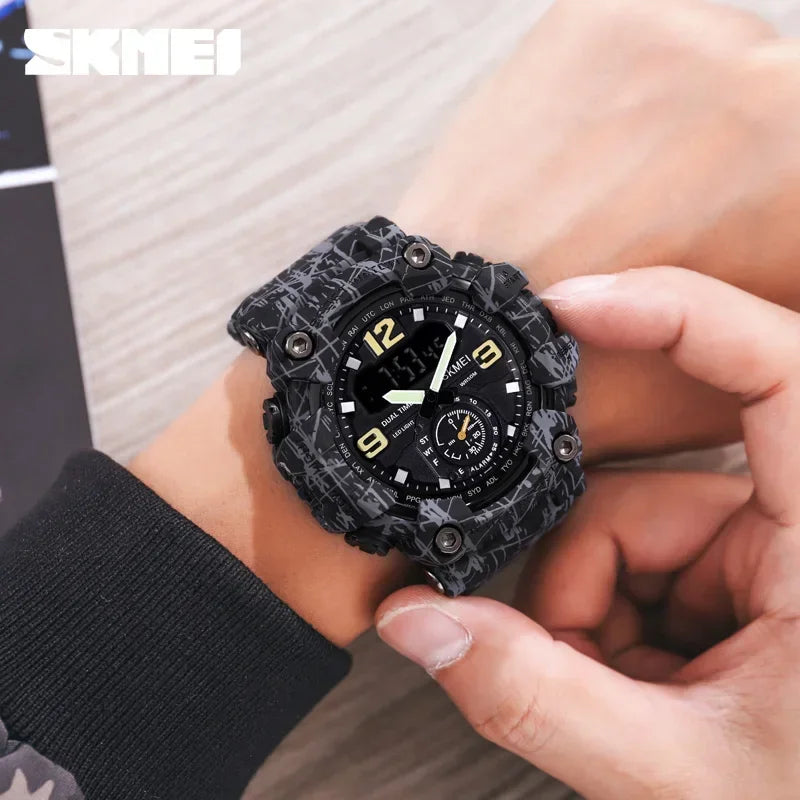 SKMEI 1637 Men’s Dual Movement Sport Watch – Waterproof Digital & Analog Wristwatch