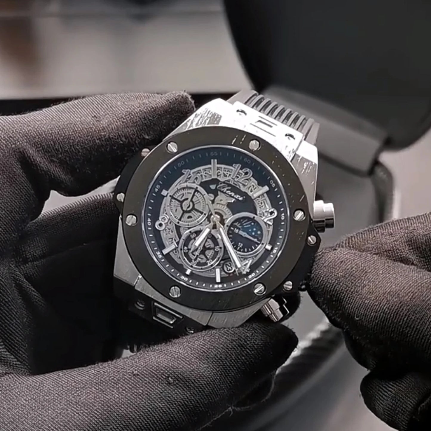 Luxorive StarryEdge – Silicone Military Moon-Phase Chrono Watch