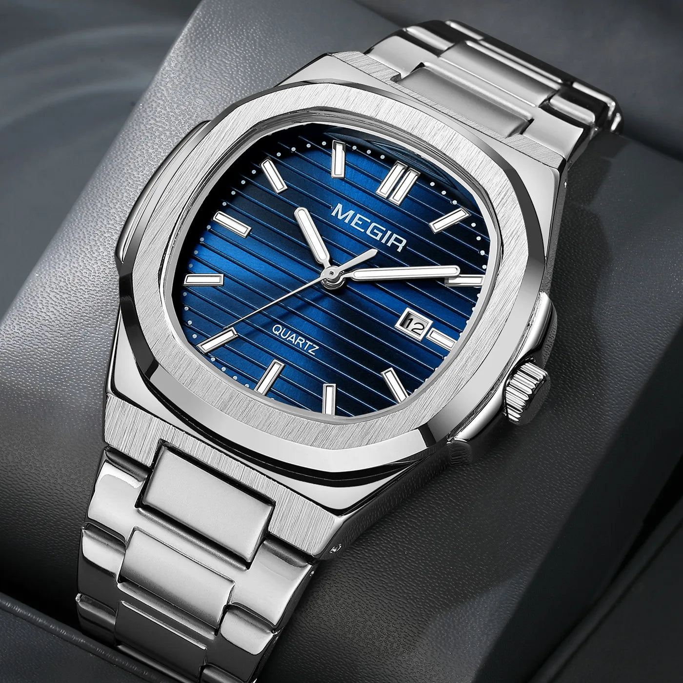 MEGIR Luxury Brand Men Business Watches Waterproof Male Clock Stainless Steel Luminous Quartz Sport Wristwatch Montre Homme 1084